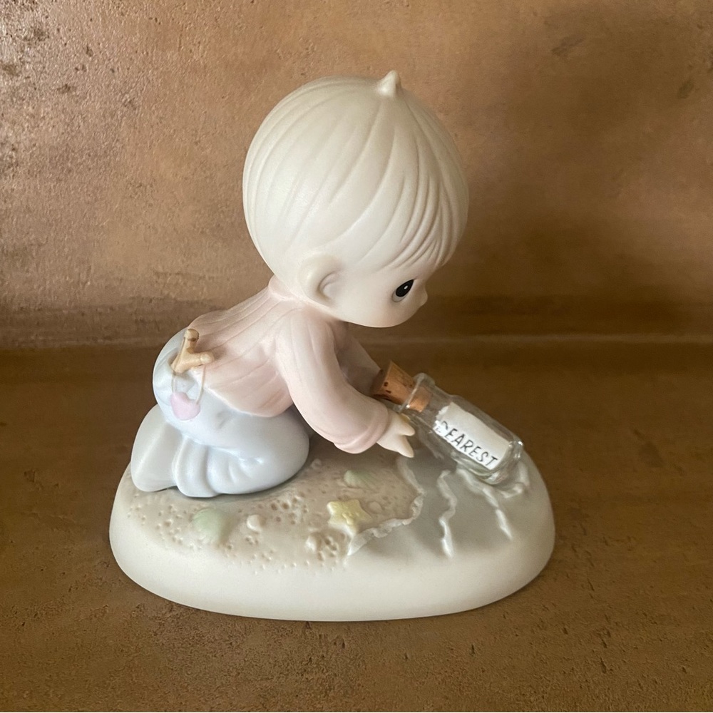Precious Moments Figurine Sending You Oceans Of Love